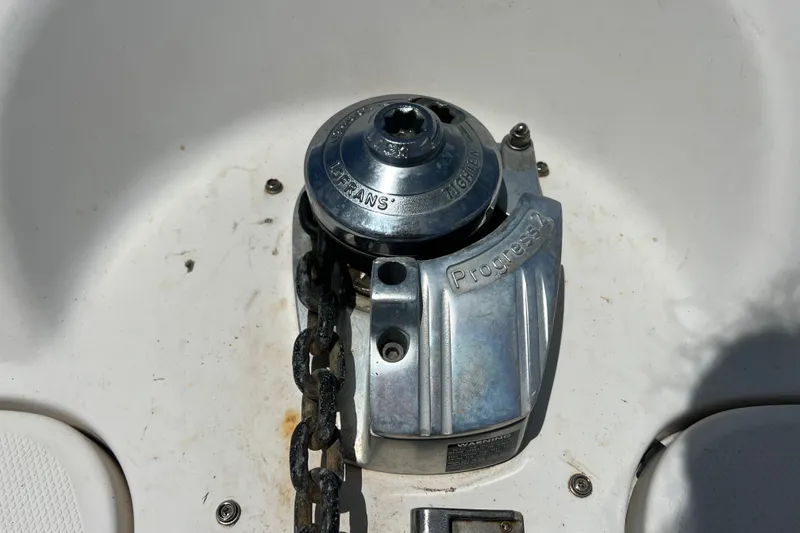 Slide: The Image of Anchor windlass on 2003 Sea Ray 480 Motor Yacht deck. - 75