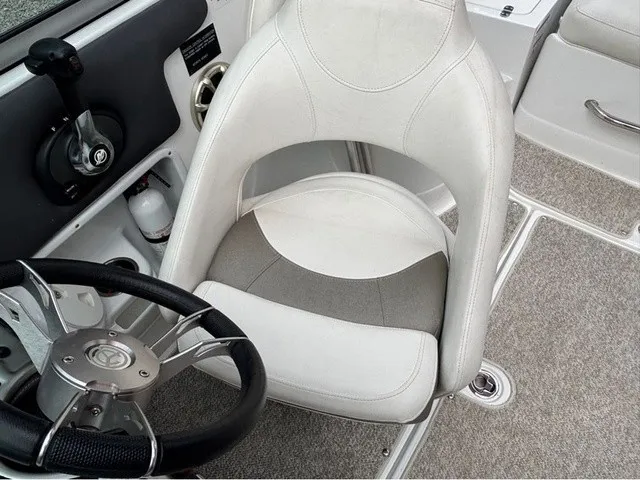 Slide: The Image of Cruisers Bow Rider 238 2013 - 15