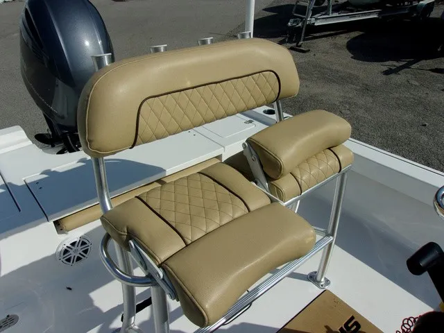 Slide: The Image of Sportsman Masters 207 Bay Boat 2021 - 7