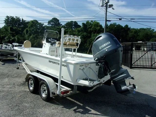 Slide: The Image of Sportsman Masters 207 Bay Boat 2021 - 8