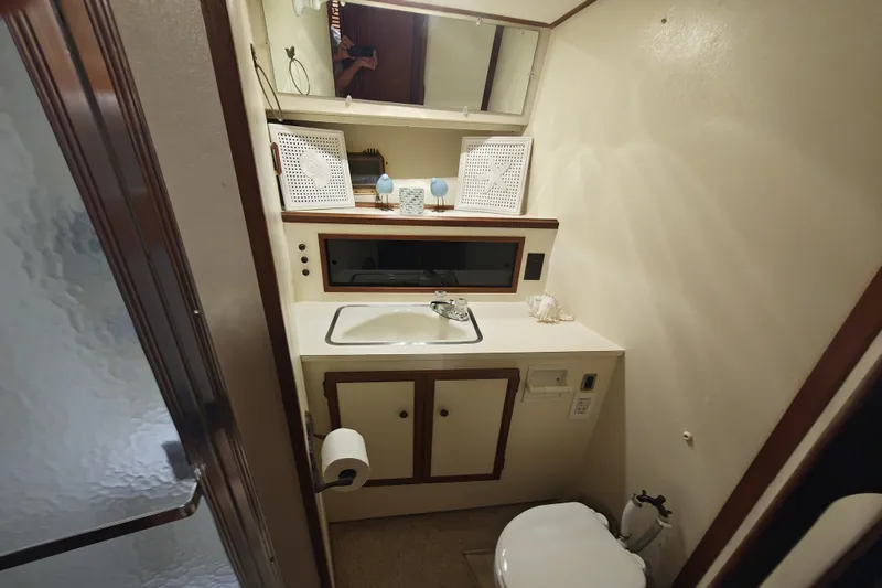 Slide: The Image of Viking 43 Double Cabin 1979 - 23