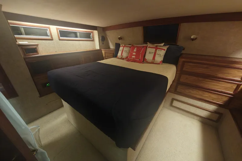 Slide: The Image of Viking 43 Double Cabin 1979 - 30