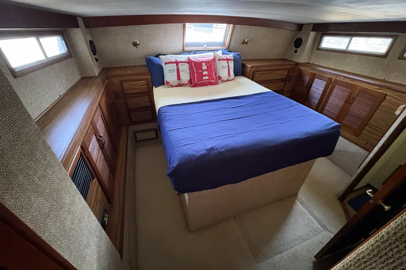 Slide: The Image of Viking 43 Double Cabin 1979 - 28