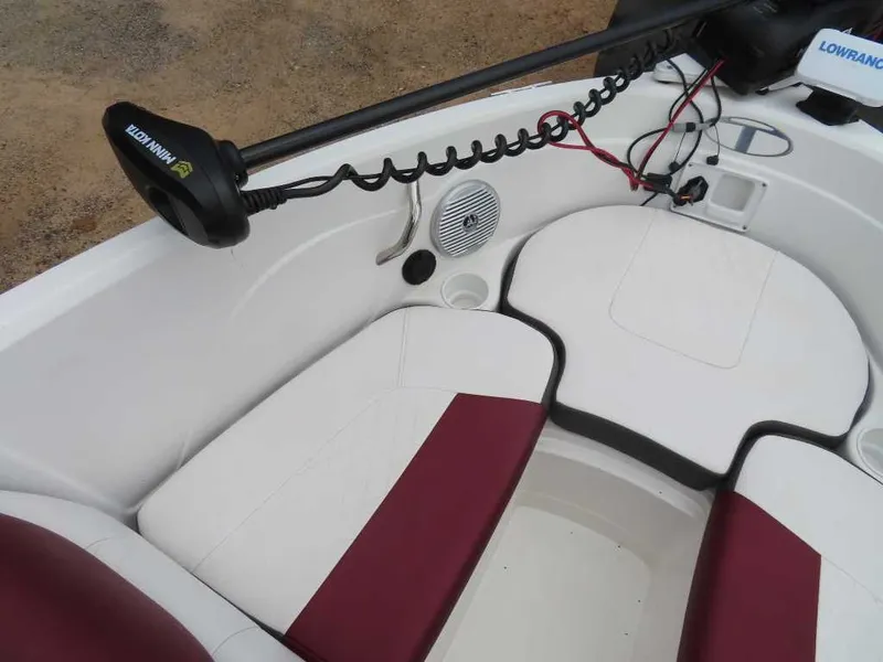 Slide: The Image of Tahoe Fiberglass 200 S 2024 - 23