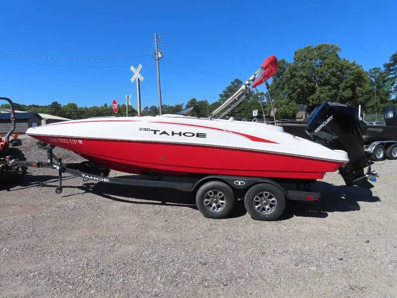 Slide: The Image of Tahoe Fiberglass 2150 2025 - 6