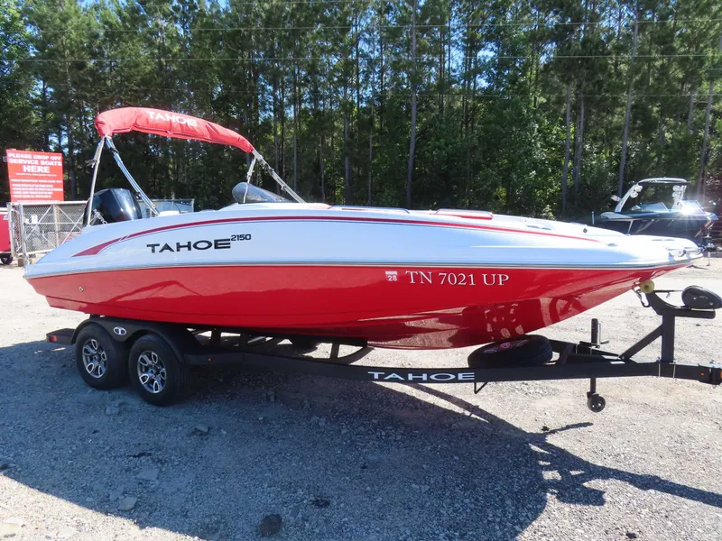 The Image of Tahoe Fiberglass 2150 2025 - 1