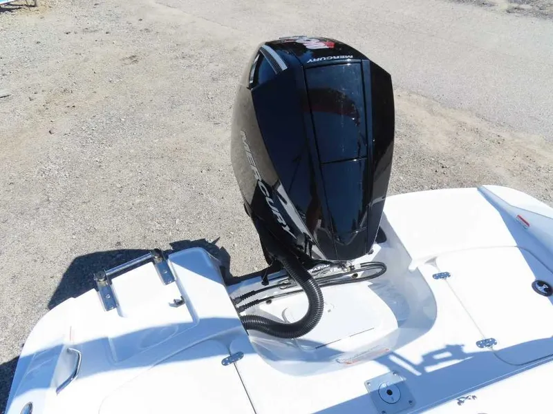 Slide: The Image of Tahoe Fiberglass 2150 2025 - 11