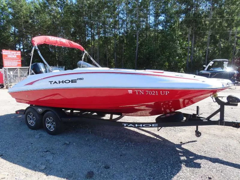 The Image of Tahoe Fiberglass 2150 2025 - 1