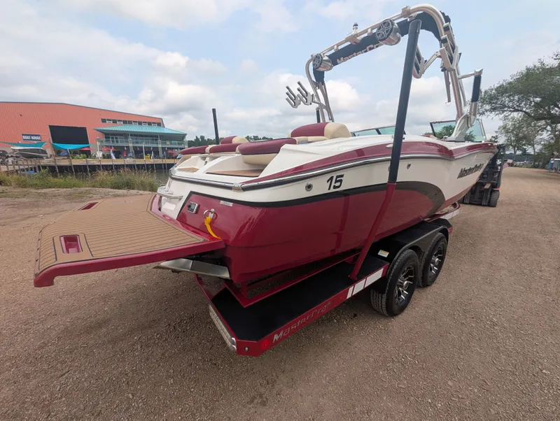 Slide: The Image of MasterCraft X46 2014 - 7