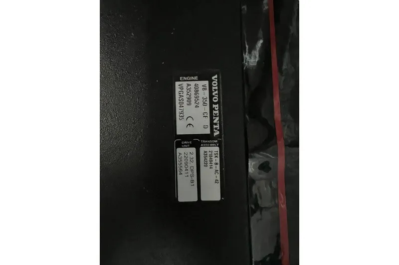 Slide: The Image of Label on Volvo Penta engine, model V8-350-CF-D, for 2015 Cruisers Sport Series 328. - 17