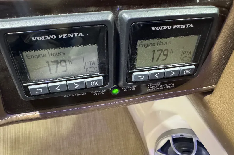 Slide: The Image of Volvo Penta engine hour meters showing 179 hours on a 2016 Chaparral 307 SSX boat. - 15