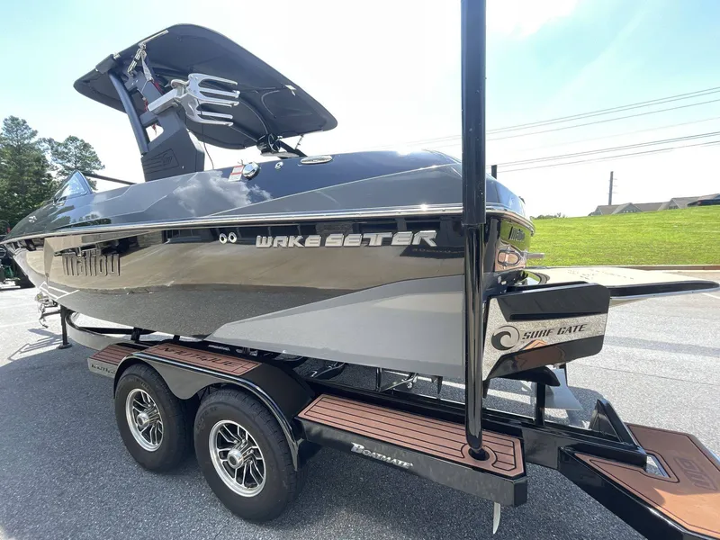 Slide: The Image of Malibu Wakesetter 21 MLX 2019 - 4