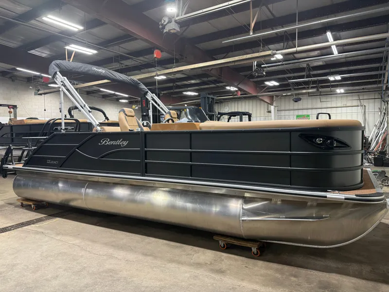 Slide: The Image of Bentley Pontoons Legacy 223 Swingback Tritoon & Honda 4-Stroke EFI 2026 - 45