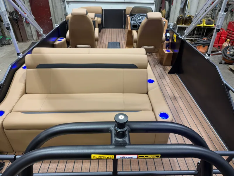 Slide: The Image of Bentley Pontoons Legacy 223 Swingback Tritoon & Honda 4-Stroke EFI 2026 - 5