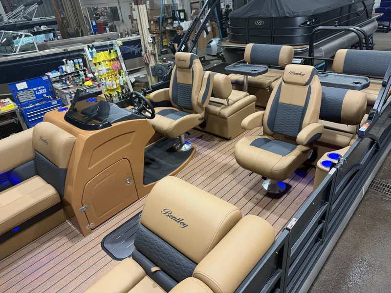 Slide: The Image of Bentley Pontoons Elite 223 Quad Swingback Tritoon 2026 - 3