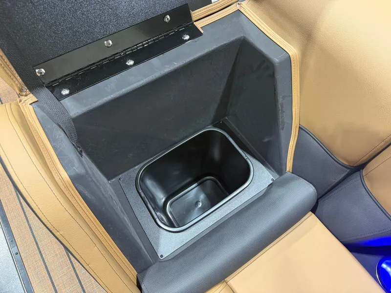 Slide: The Image of Bentley Pontoons Elite 223 Quad Swingback Tritoon 2026 - 37