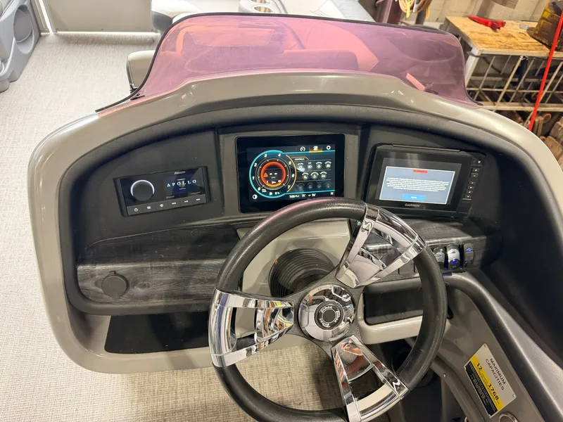 Slide: The Image of Tahoe Cascade 2385 Quad Lounge Tritoon & 200HP Honda 4Stroke 2022 - 21