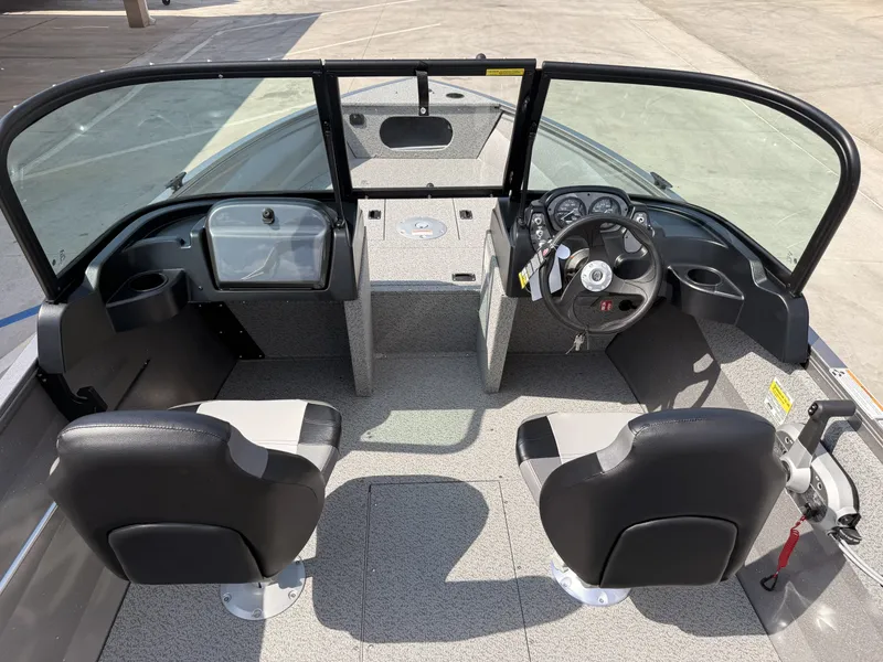 Slide: The Image of Crestliner 1650 Kodiak WT w/ 60HP Mercury! 2027 - 13
