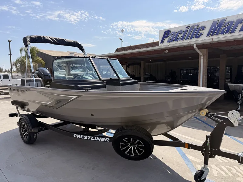 Slide: The Image of Crestliner 1650 Kodiak WT w/ 60HP Mercury! 2027 - 2
