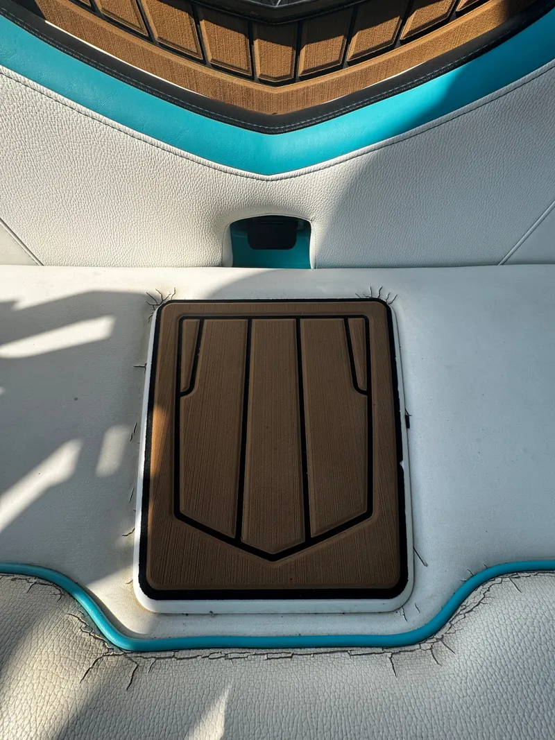 Slide: The Image of Nautique Super Air Nautique G23 2019 - 16