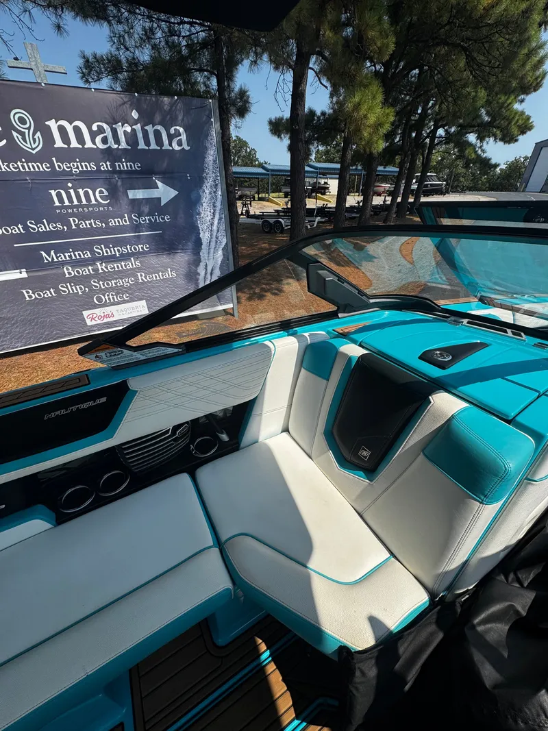 Slide: The Image of Nautique Super Air Nautique G23 2019 - 7