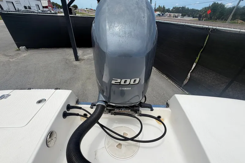 Slide: The Image of 2019 Robalo R222 Center Console with Yamaha 200 outboard engine. - 70