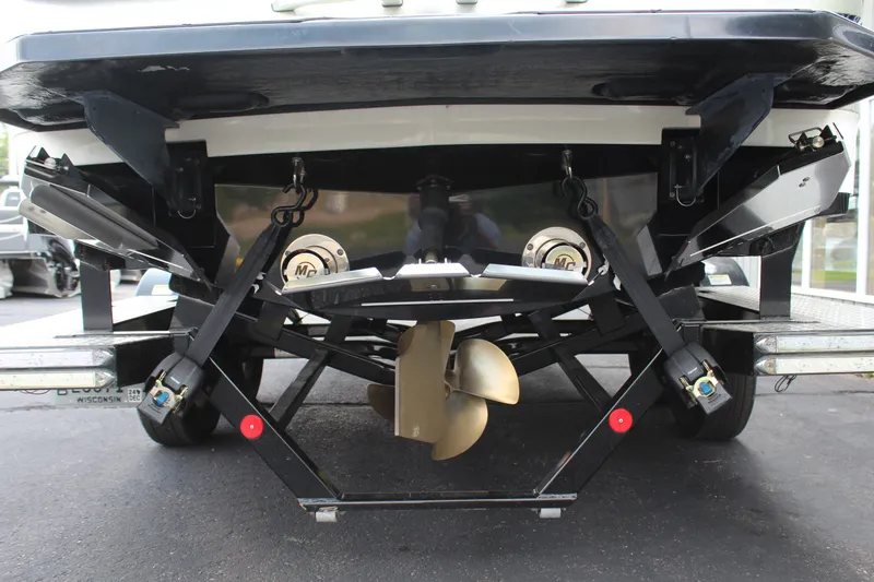 Slide: The Image of MasterCraft X23 2015 - 8