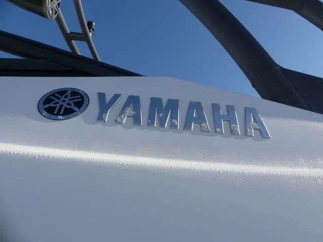 Slide: The Image of Yamaha AR240 2018 - 7
