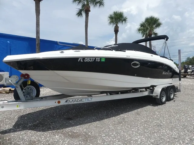 The Image of NauticStar 243 DC 2022 - 1