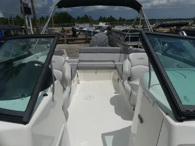Slide: The Image of NauticStar 243 DC 2022 - 20