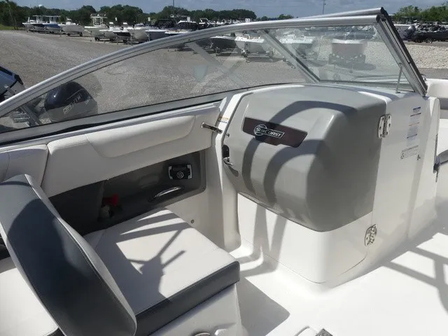 Slide: The Image of Chaparral 230 Suncoast 2017 - 17