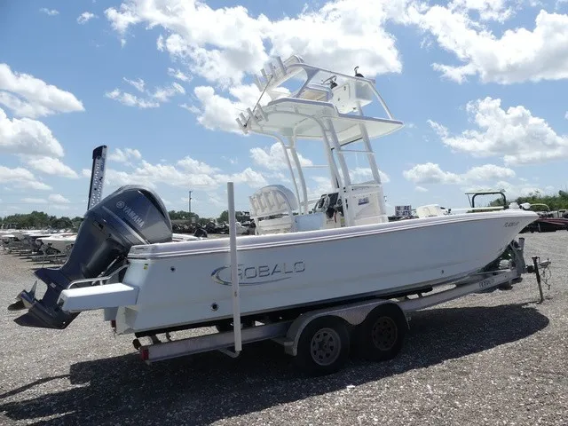 Slide: The Image of Robalo 246 Cayman SD 2022 - 4