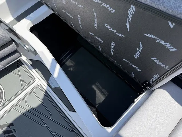 Slide: The Image of Tigé Z3 2027 - 15