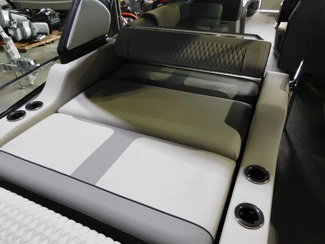 Slide: The Image of Avalon 2785 Excalibur LTD Quad Lounger Shift 2027 - 2