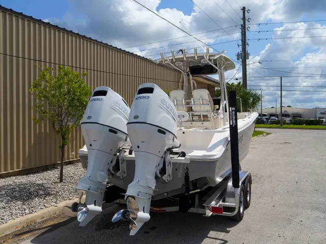 Slide: The Image of Bulls Bay 255 Center Console 2026 - 32
