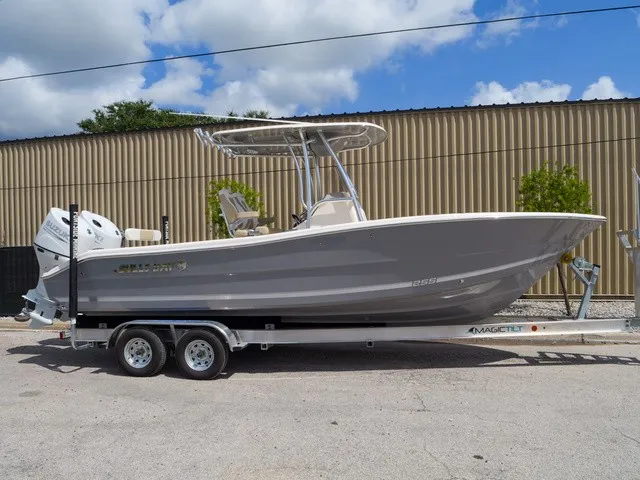 Slide: The Image of Bulls Bay 255 Center Console 2026 - 7