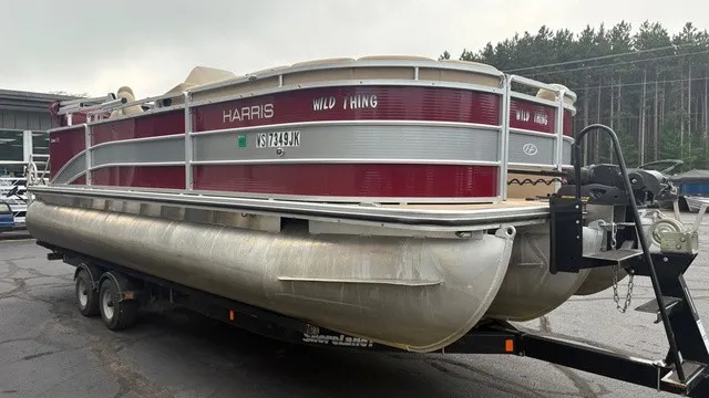 Slide: The Image of Harris Cruiser 220 2015 - 4