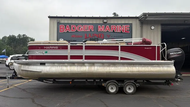 The Image of Harris Cruiser 220 2015 - 1