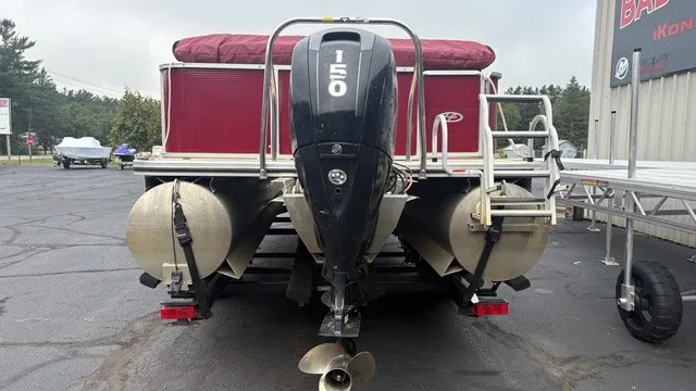 Slide: The Image of Harris Cruiser 220 2015 - 6