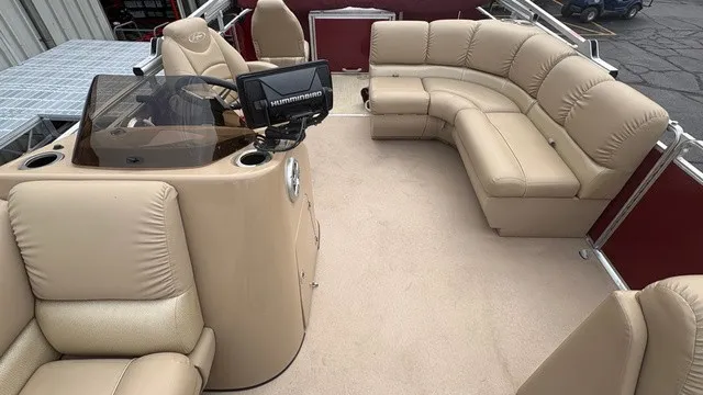 Slide: The Image of Harris Cruiser 220 2015 - 9