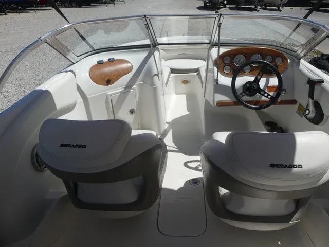 Slide: The Image of VIP 185 BR 2010 - 12
