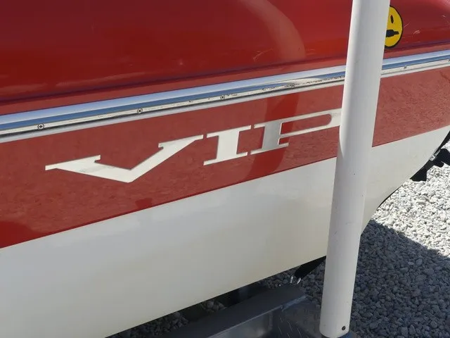 Slide: The Image of VIP 185 BR 2010 - 10