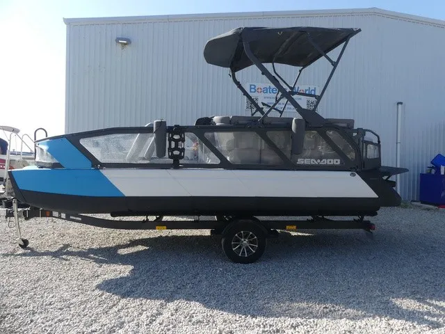 Slide: The Image of Sea-Doo Switch Sport 21 2023 - 4