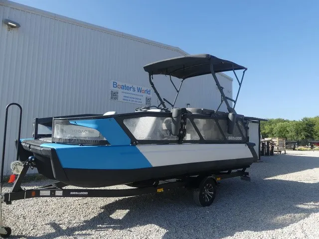 Slide: The Image of Sea-Doo Switch Sport 21 2023 - 3