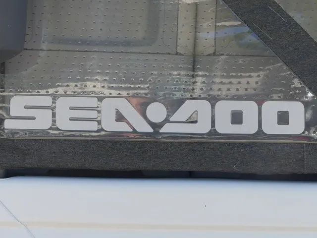 Slide: The Image of Sea-Doo Switch Sport 21 2023 - 24
