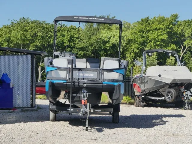 Slide: The Image of Sea-Doo Switch Sport 21 2023 - 27