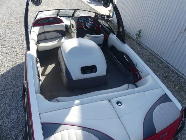 Slide: The Image of Malibu Wakesetter 22 VLX 2017 - 34