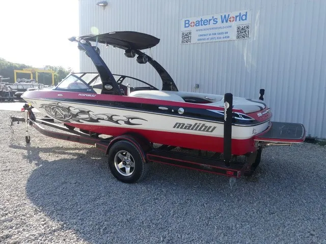 Slide: The Image of Malibu Wakesetter 22 VLX 2017 - 4