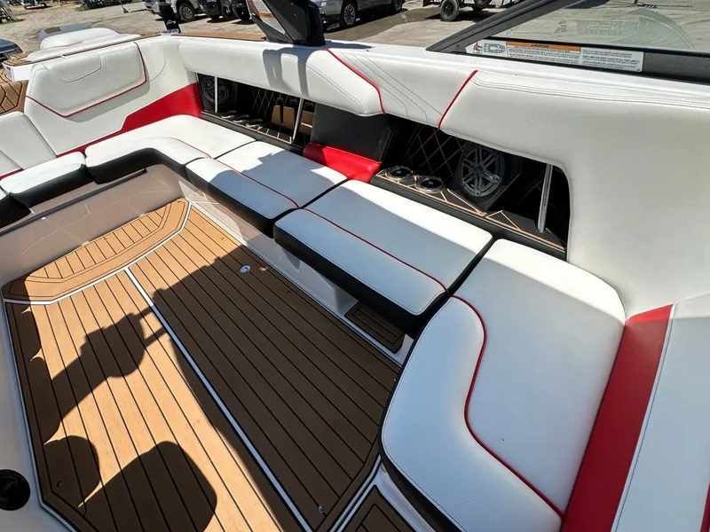 Slide: The Image of Nautique Super Air Nautique GS24 2019 - 37