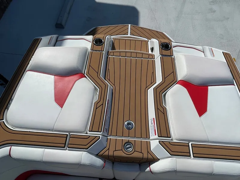Slide: The Image of Nautique Super Air Nautique GS24 2019 - 39